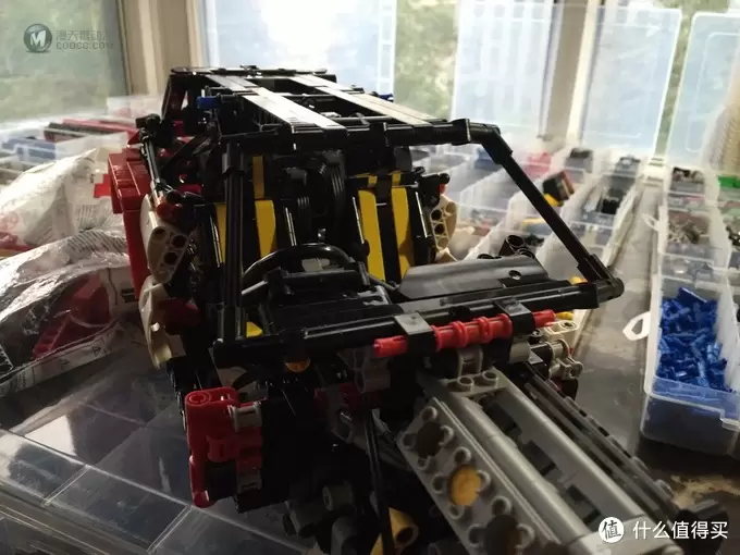 遥控乐高拼拼乐：LEGO 乐高 荒川 Compact CUV