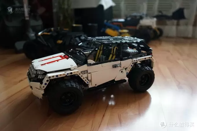 遥控乐高拼拼乐：LEGO 乐高 荒川 Compact CUV