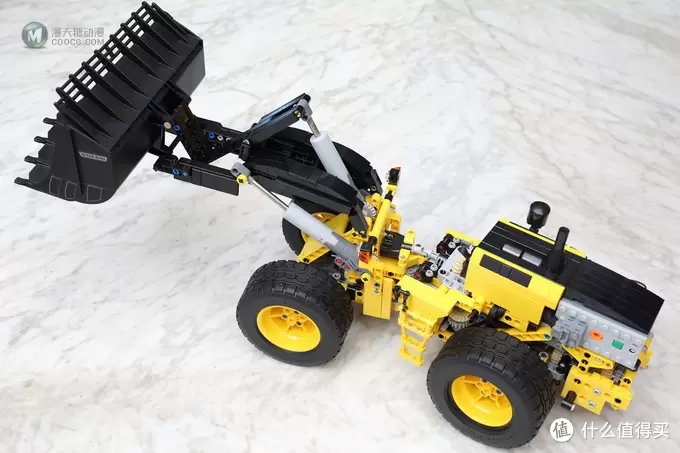 一入LEGO坑似海：感受科技和颗粒结合的魅力，复刻LEGO 乐高 Volvo L250G Wheel Loader