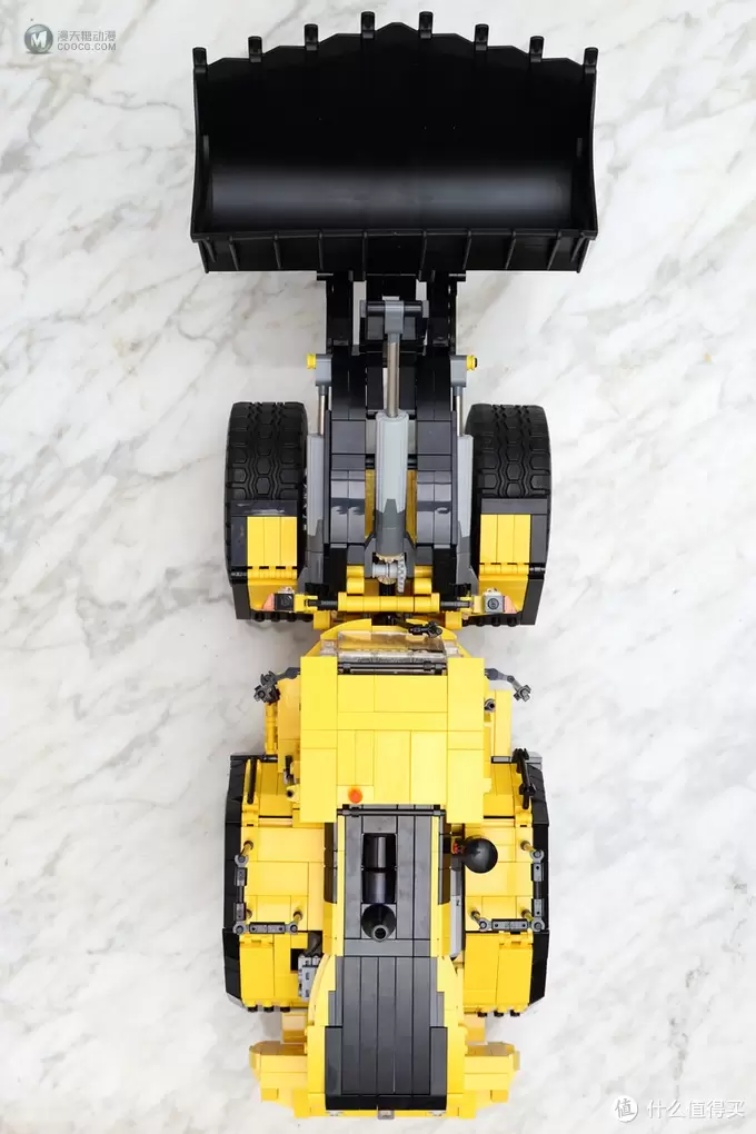 一入LEGO坑似海：感受科技和颗粒结合的魅力，复刻LEGO 乐高 Volvo L250G Wheel Loader