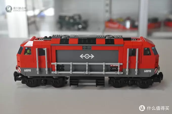 单反毁一生，LEGO穷三代 篇六十七：#本站首晒# LEGO 乐高 城市系列 60098 重载火车