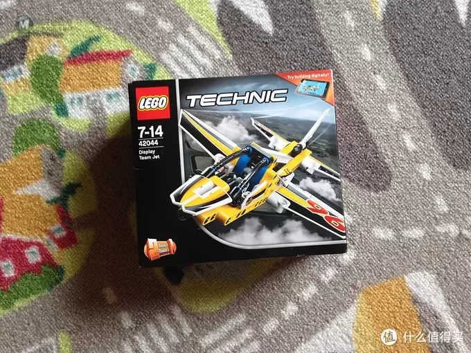 乐高这个大坑 篇五：科技组启蒙 — LEGO 乐高 Technic 42044 特技喷气机