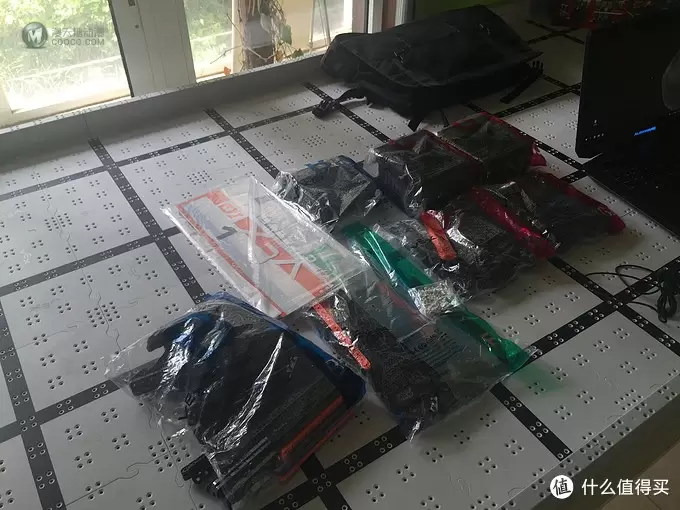 最后比赛场地部分：LEGO乐高 EV3 VEX IQ机器人套件简单开箱