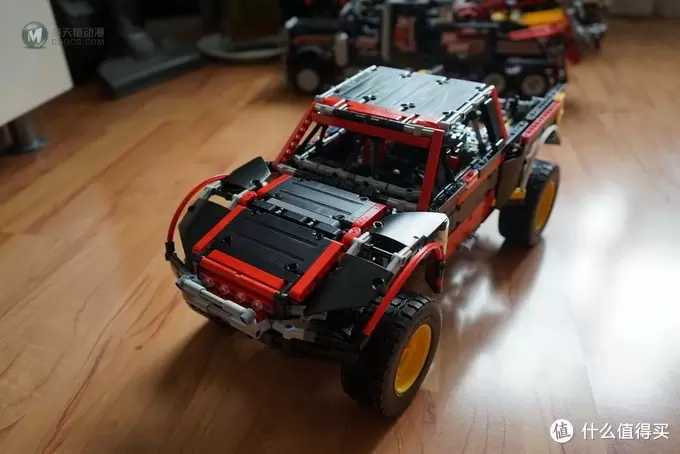 遥控乐高拼拼乐 — 复刻 Lego 乐高 荒川 Baja Trophy Truck 越野卡车