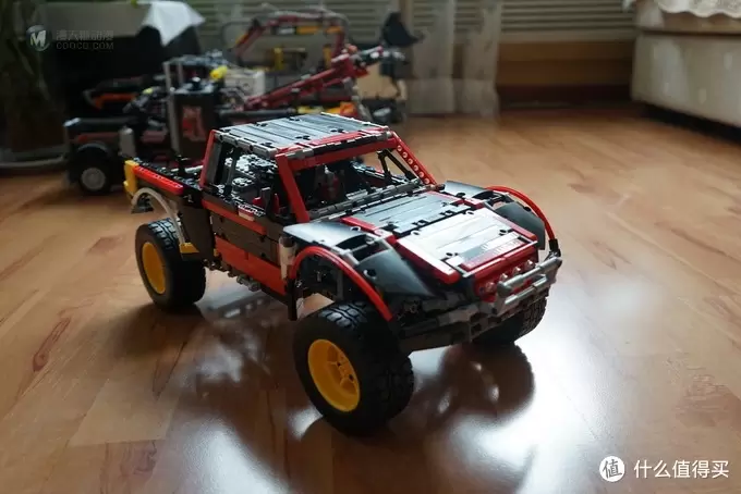 遥控乐高拼拼乐 — 复刻 Lego 乐高 荒川 Baja Trophy Truck 越野卡车