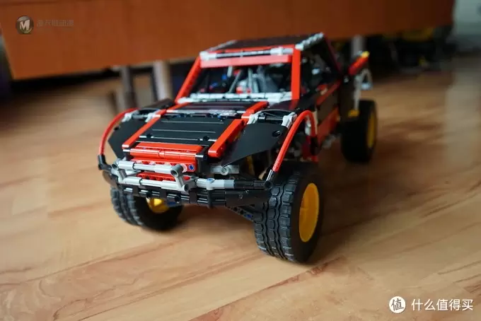 遥控乐高拼拼乐 — 复刻 Lego 乐高 荒川 Baja Trophy Truck 越野卡车