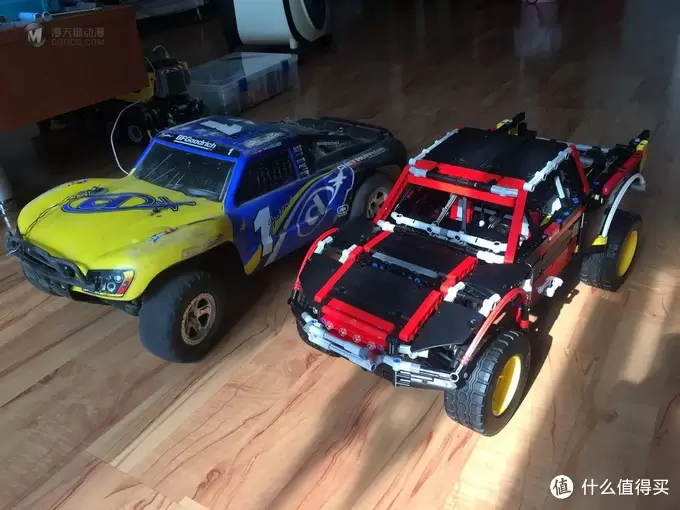 遥控乐高拼拼乐 — 复刻 Lego 乐高 荒川 Baja Trophy Truck 越野卡车