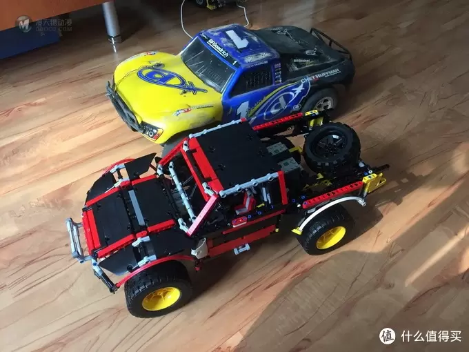 遥控乐高拼拼乐 — 复刻 Lego 乐高 荒川 Baja Trophy Truck 越野卡车