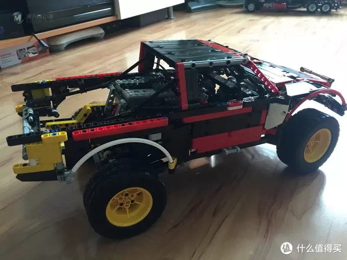 遥控乐高拼拼乐 — 复刻 Lego 乐高 荒川 Baja Trophy Truck 越野卡车