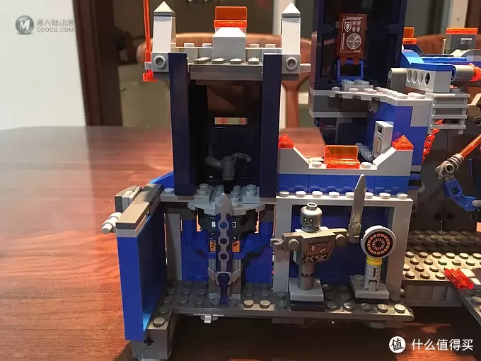 科技与中古系列的完美结合-LEGO 乐高 Nexo Knights系列 篇一：70317 The Fortrex 移动堡垒