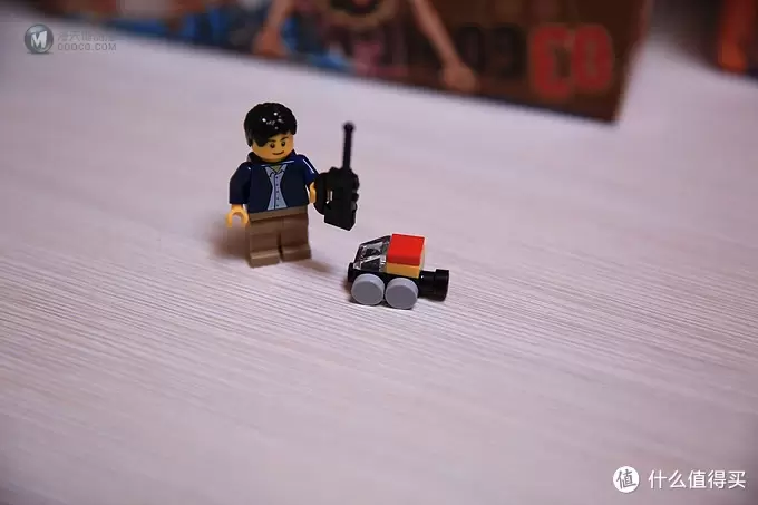 亮灯的小别墅：LEGO 乐高 31012 摩登家庭 晒单