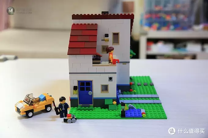 亮灯的小别墅：LEGO 乐高 31012 摩登家庭 晒单