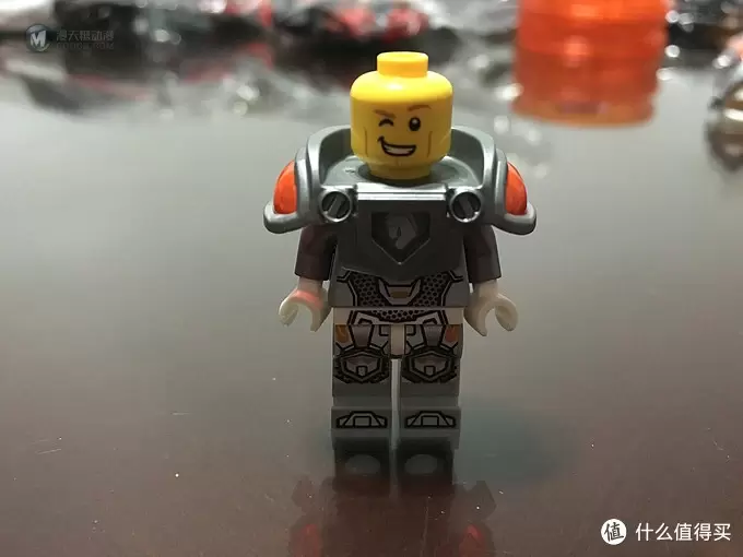 科技与中古系列的完美结合-LEGO 乐高 Nexo Knights 系列 篇二：70316 Jestro's Evil Mobile 小丑的邪恶战车