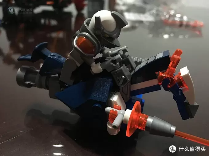 科技与中古系列的完美结合-LEGO 乐高 Nexo Knights 系列 篇二：70316 Jestro's Evil Mobile 小丑的邪恶战车