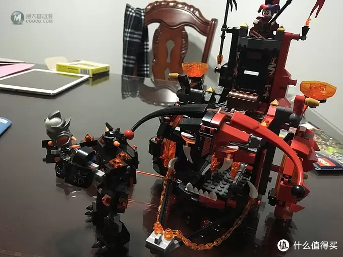 科技与中古系列的完美结合-LEGO 乐高 Nexo Knights 系列 篇二：70316 Jestro's Evil Mobile 小丑的邪恶战车