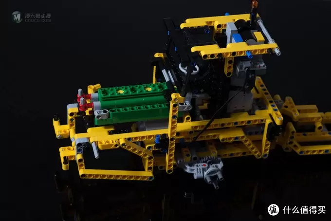 一个大龄少年的乐高之旅 篇五：LEGO 乐高 42030 机械组  Technic Volvo L350F 轮式装载机 A、B模式开箱