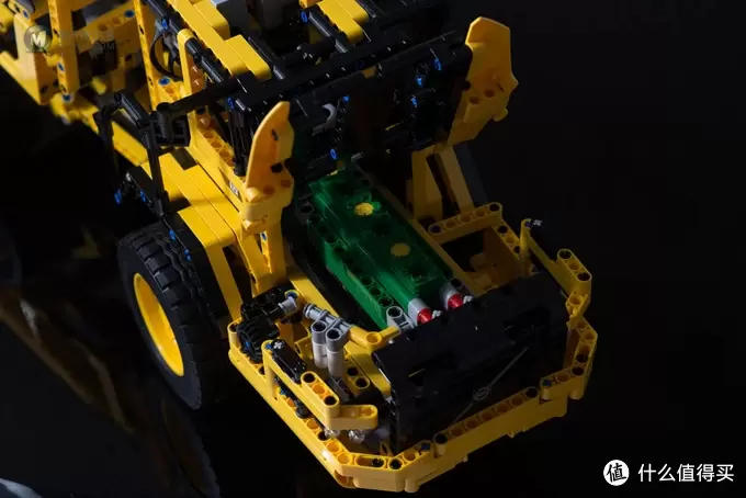 一个大龄少年的乐高之旅 篇五：LEGO 乐高 42030 机械组  Technic Volvo L350F 轮式装载机 A、B模式开箱