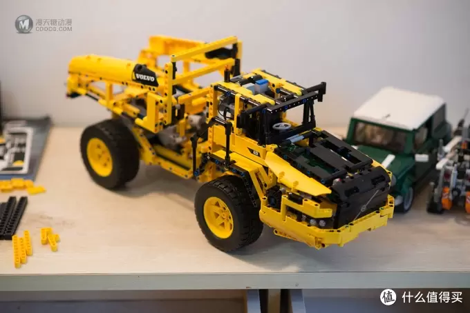 一个大龄少年的乐高之旅 篇五：LEGO 乐高 42030 机械组  Technic Volvo L350F 轮式装载机 A、B模式开箱