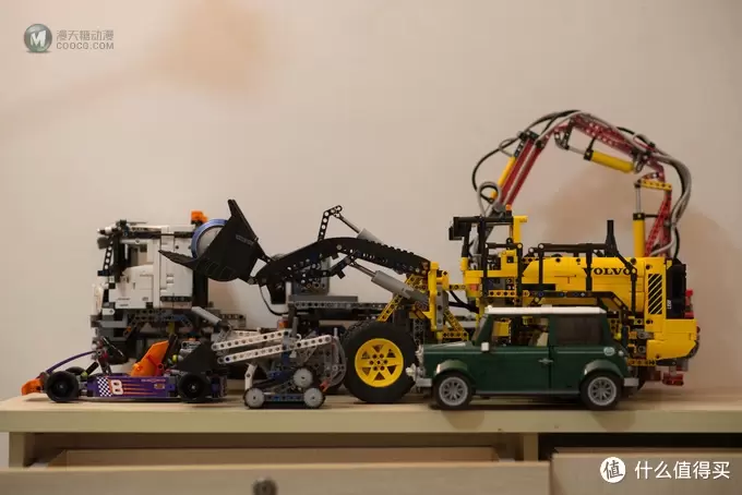 一个大龄少年的乐高之旅 篇五：LEGO 乐高 42030 机械组  Technic Volvo L350F 轮式装载机 A、B模式开箱