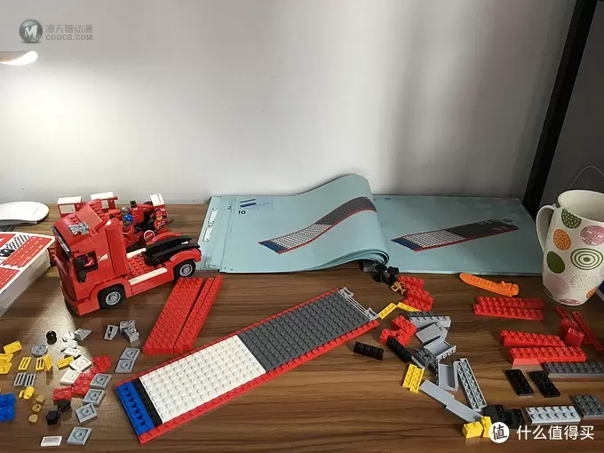 LEGO 法拉利 “依维柯”卡车 开拼