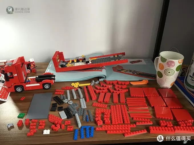 LEGO 法拉利 “依维柯”卡车 开拼