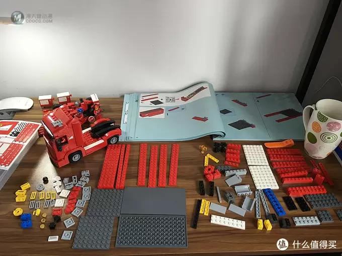 LEGO 法拉利 “依维柯”卡车 开拼