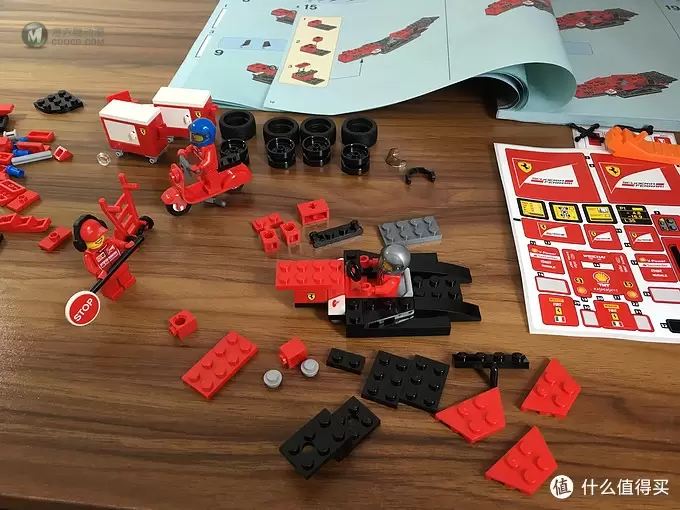 LEGO 法拉利 “依维柯”卡车 开拼