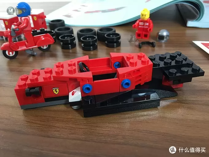 LEGO 法拉利 “依维柯”卡车 开拼