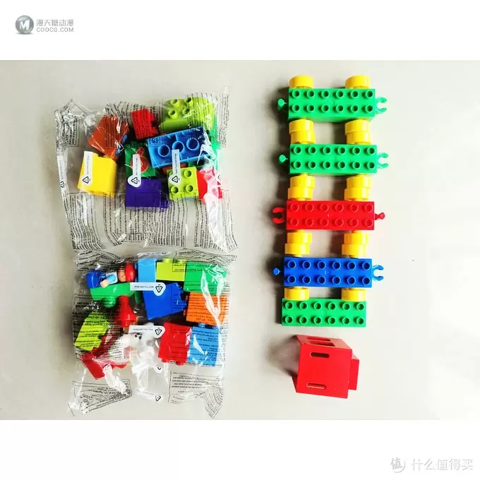 墨少的宝贝 篇一：入坑体验——某东自营购入 LEGO 乐高 10558 数字火车