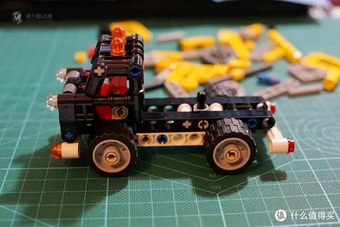 我的乐高小世界 篇二：LEGO Technic 乐高机械组 42031 Cherry Picker 车载式吊车