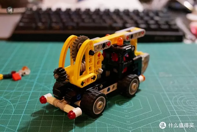 我的乐高小世界 篇二：LEGO Technic 乐高机械组 42031 Cherry Picker 车载式吊车