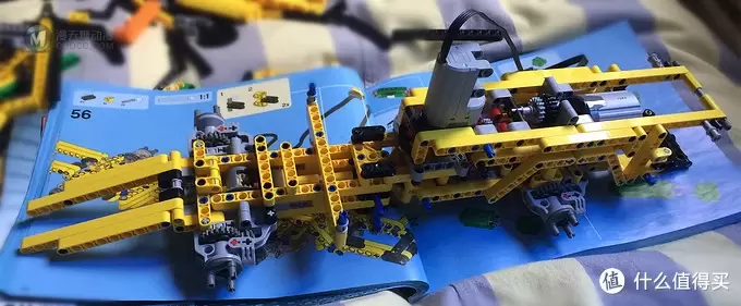 乐高科技系列 篇八：Lego 乐高 Volvo L350F 轮式装载机  lego-42030