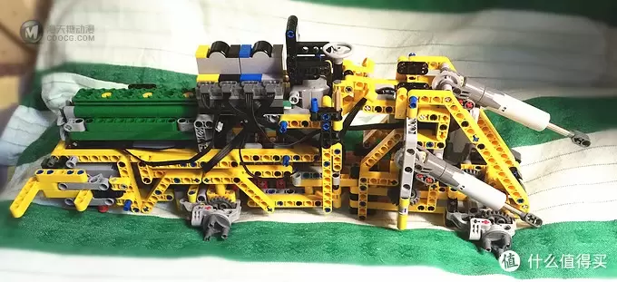 乐高科技系列 篇八：Lego 乐高 Volvo L350F 轮式装载机  lego-42030