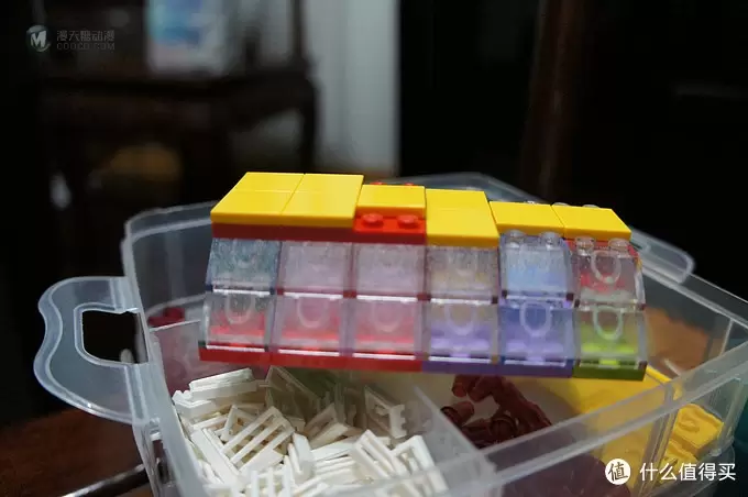 上海乐高旗舰店 — LEGO 迪士尼小镇店零件墙 购买心得