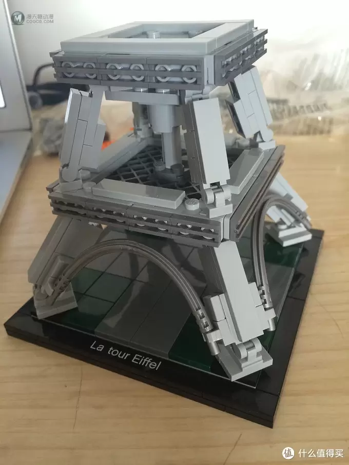 我的LEGO建筑系列 篇六：21019 The Eiffel Tower