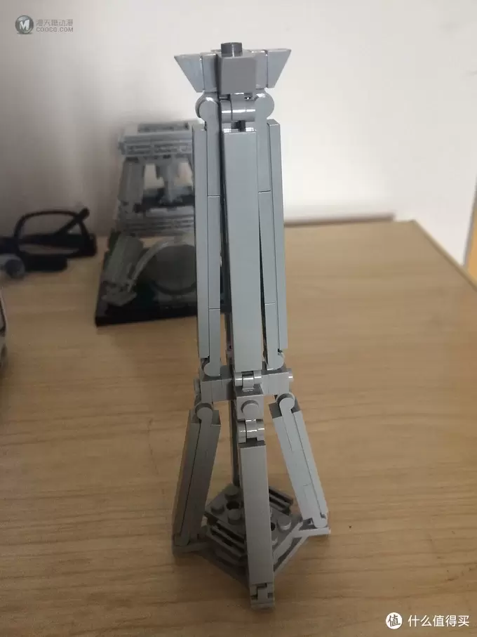 我的LEGO建筑系列 篇六：21019 The Eiffel Tower