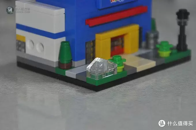 单反毁一生，LEGO穷三代 篇六十二：#本站首晒# LEGO 2015玩具反斗城限定迷你建筑 40141 40142 40143 40144