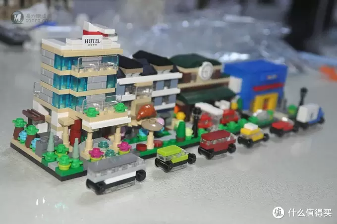 单反毁一生，LEGO穷三代 篇六十二：#本站首晒# LEGO 2015玩具反斗城限定迷你建筑 40141 40142 40143 40144