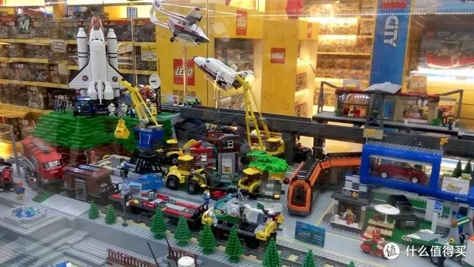 香港现时点乐高入坑之旅：LEGO 瓦力机器人及脖子补件后对比