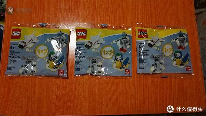 优衣库活动送的 LEGO 乐高玩具