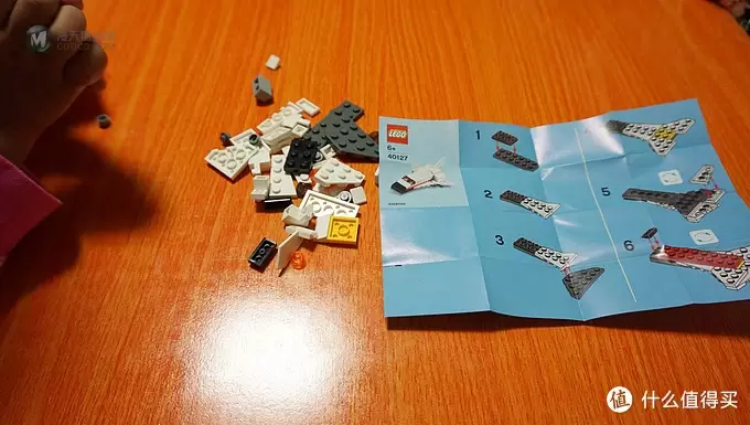 优衣库活动送的 LEGO 乐高玩具