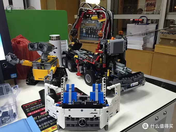 新手入坑 德亚直邮 LEGO 乐高 2015旗舰 42043 奔驰卡车 开箱晒照（多图）