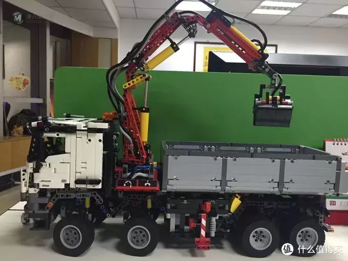 新手入坑 德亚直邮 LEGO 乐高 2015旗舰 42043 奔驰卡车 开箱晒照（多图）