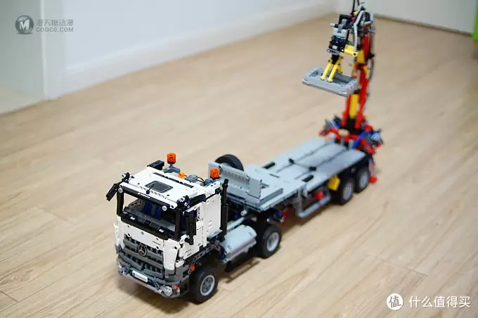 开启乐高之旅——42043 Benz Arocs 3245 A&B模式组装&改遥控