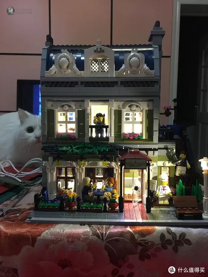LEGO乐高街景第一坑——巴黎餐厅diy灯光改造