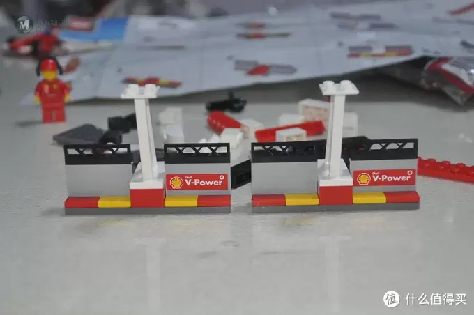 单反毁一生，LEGO穷三代 篇五十七：#本站首晒# LEGO 2015 Shell Ferrari set 壳牌法拉利展示盒及40190-40196法拉利小车套装