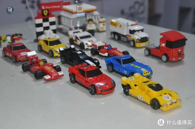 单反毁一生，LEGO穷三代 篇五十七：#本站首晒# LEGO 2015 Shell Ferrari set 壳牌法拉利展示盒及40190-40196法拉利小车套装