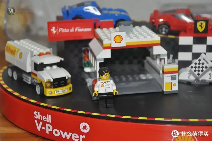 单反毁一生，LEGO穷三代 篇五十七：#本站首晒# LEGO 2015 Shell Ferrari set 壳牌法拉利展示盒及40190-40196法拉利小车套装