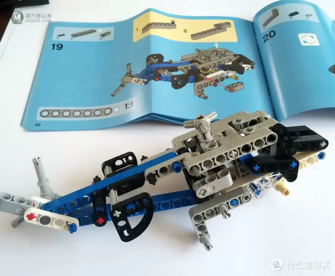 熊孩子的巧手玩具 篇四：#本站首晒#LEGO-42020