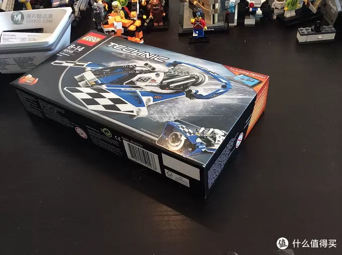 16年新品抢先评：LEGO TECHNIC 42045 水上竞赛划艇